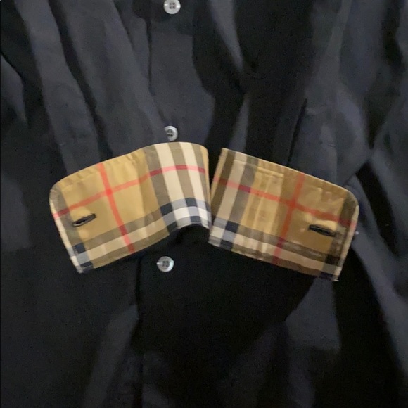100% Authentic Burberry button down - Picture 3 of 3